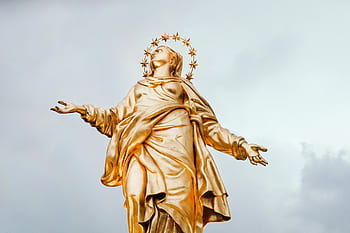 gold-statue-crown-madonnina-italy-sky-royalty-free-thumbnail.jpg